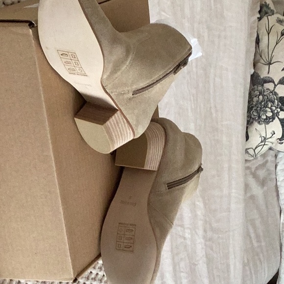 Soludos Lola booties - Picture 3 of 4